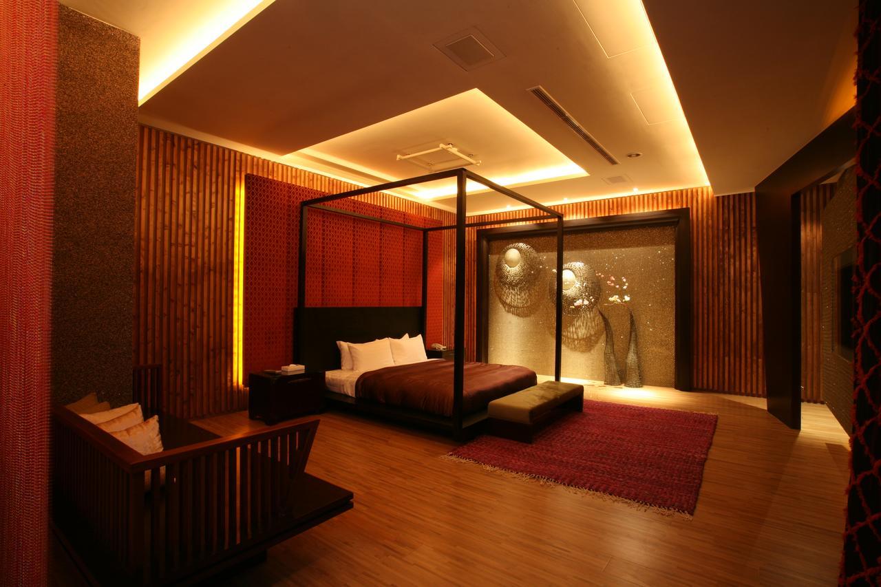 Chateau Boutique Motel Taichung Exterior foto